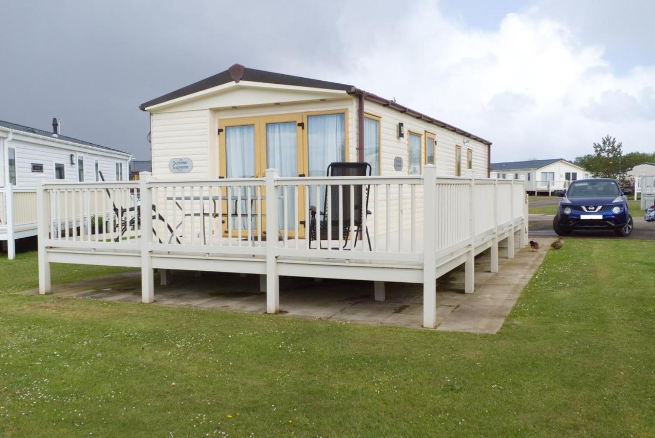 Manor Park Hunstanton Pets Go Free Linen Included Villa Exterior photo